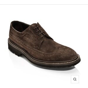 Worn maybe once- didn’t wear bc they run big. Size 7.5 but fits bigger